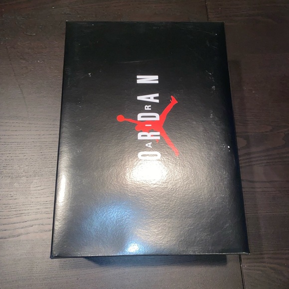 Jordan 11 cherry - Picture 4 of 5